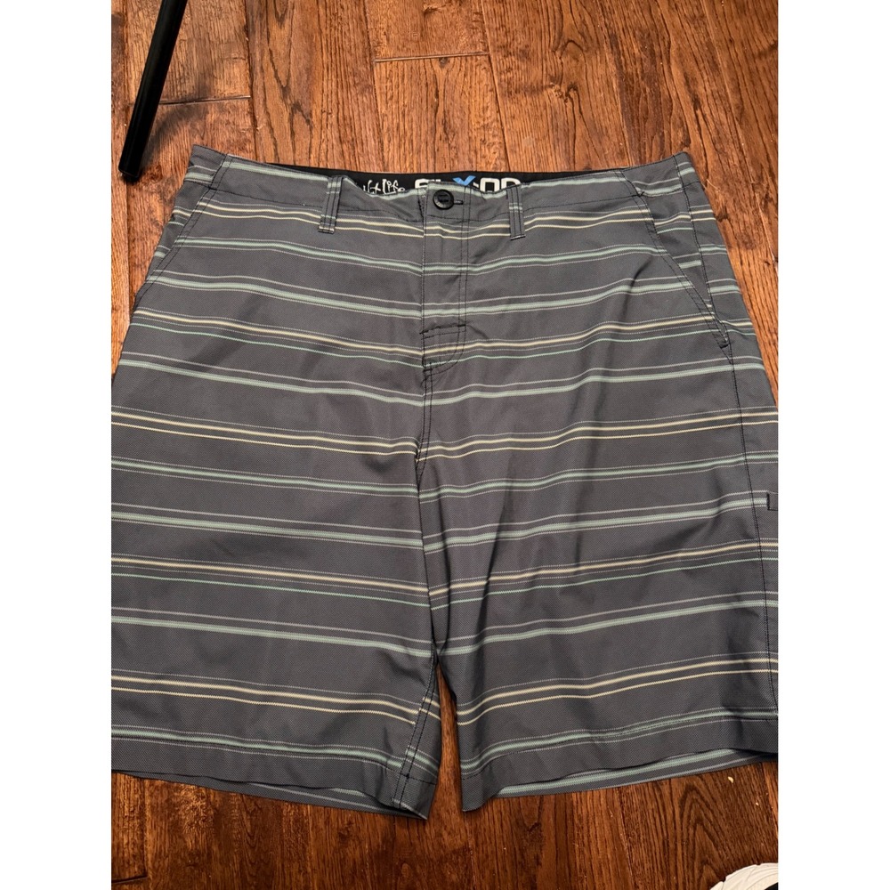 Salt Life SLX-QD Vapor Stretch Hybrid Board Shorts Mens 38 Gray Striped 0272
